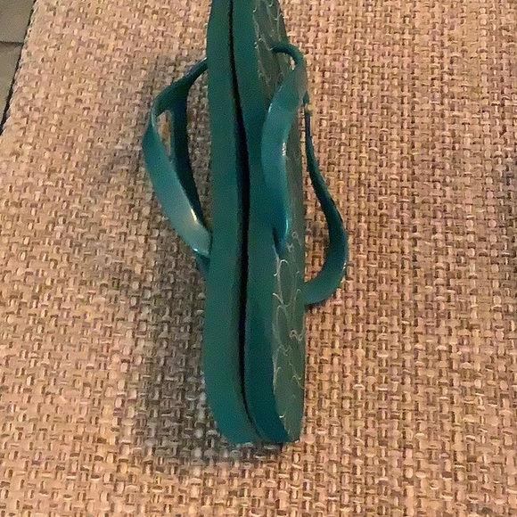 Coach Teal Flip Flops with Starfish Detail - Picture 5 of 8